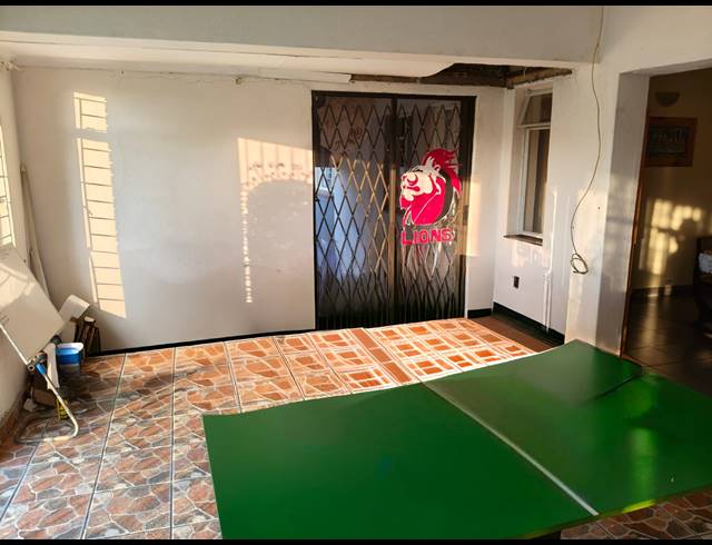 4 BEDROOM HOUSE FOR SALE IN PROTEA PARK